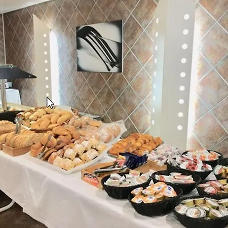 Hotel De Laredo 3*