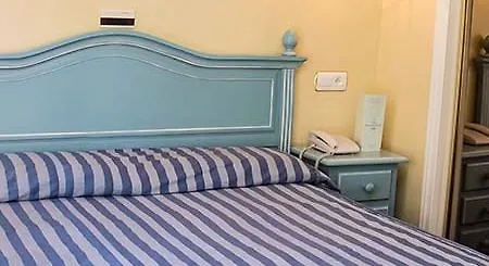 Hotel De Laredo 3*