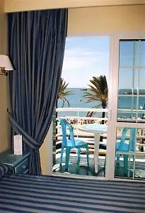 De Laredo Hotel